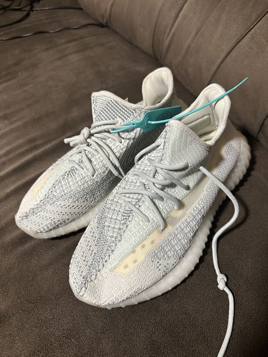 Adidasi yeezy baieti