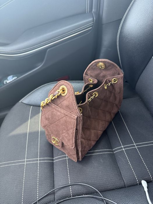 Geanta Chanel 25 mini maro piele intoarsa