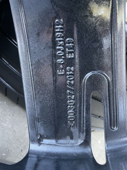 Оригинални джанти с гуми за Audi A3 / S3 / RS3