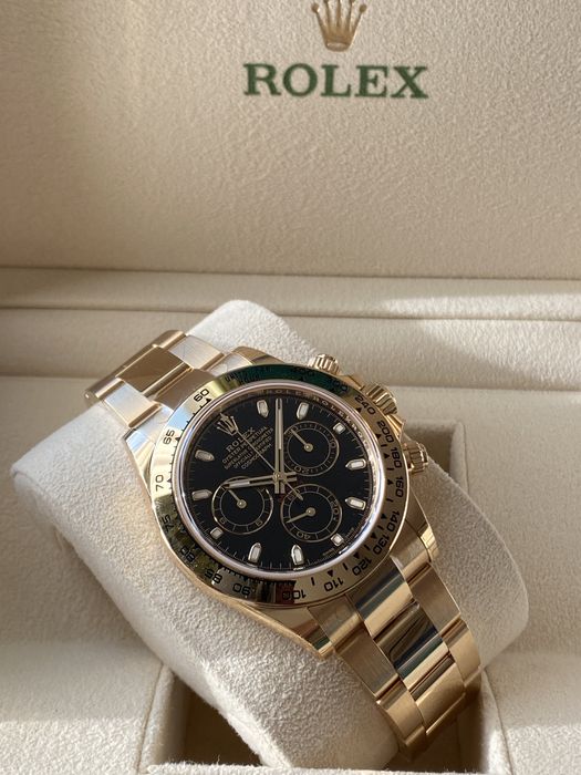 Часовник Rolex Daytona 18K Yellow Gold Black Dial