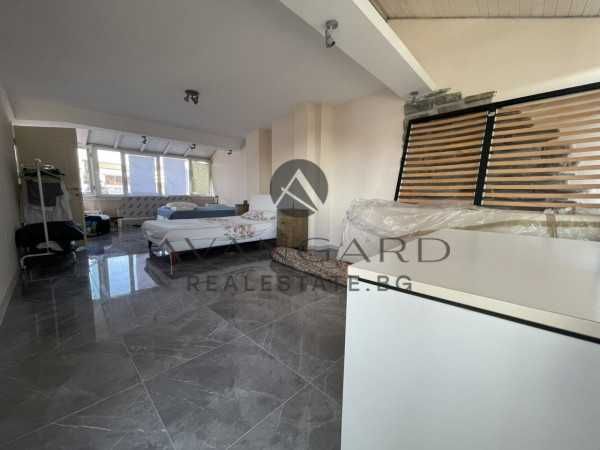 Продава се Четиристаен апартамент в Пловдив, Кършияка - 250 кв.м за 1800 €/кв.м - Снимка #8