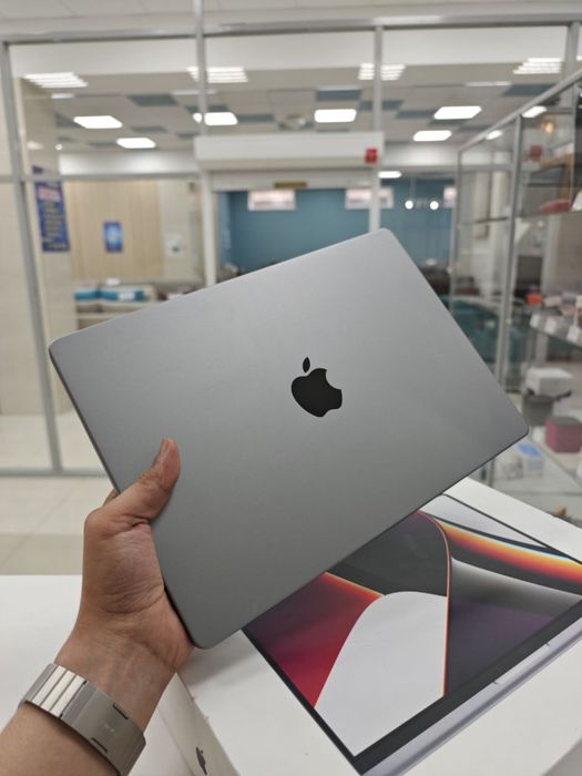 Apple MacBook PRO M1 PRO 14-inch 512GB