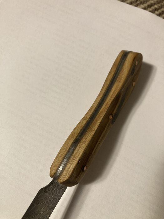 Нож от дамаска стомана 9.5см острие EDC бук