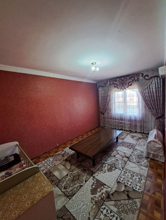 Srochna Yangi hayot tumanida dom sotiladi.  5honali. 6 etaj