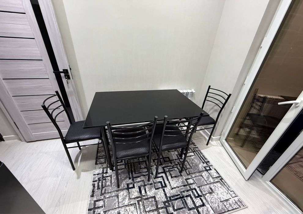 Xon saroy Ocean 2 xona 55 M2 + 16 M2 balkon evroremont mebel + texnika
