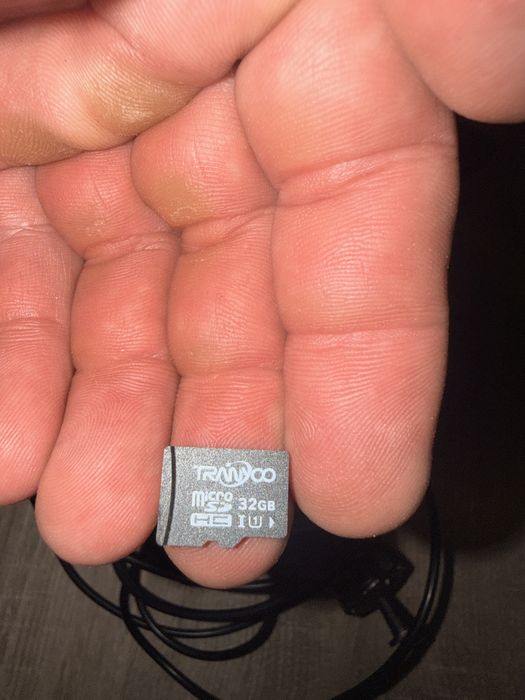 Видеорегистратор Neoline + флешка 32gb