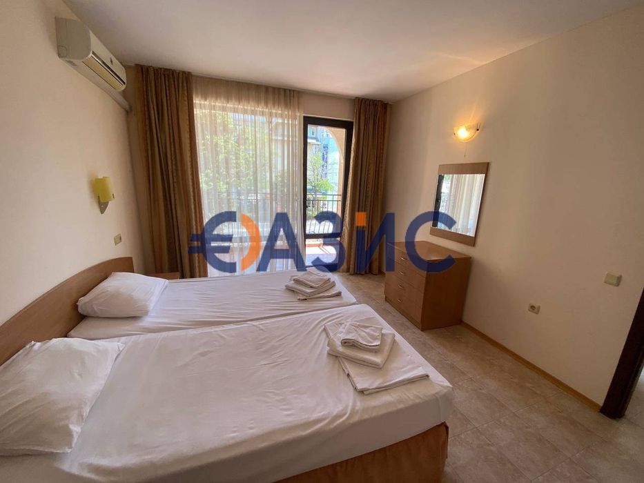 Продава се Тристаен апартамент в к.к. Слънчев бряг - 87 кв.м за 680 €/кв.м - Снимка #3