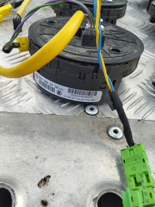 Лентов Кабел W210 W211 W220 W202 W203 W208 W209 W164 W221 Mercedes