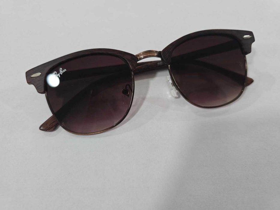 Слънчеви очила Ray-Ban Clubmaster RB3016