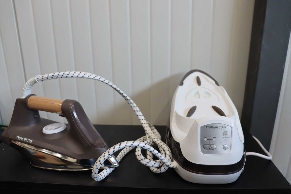 Парна ютия Rowenta VR7260