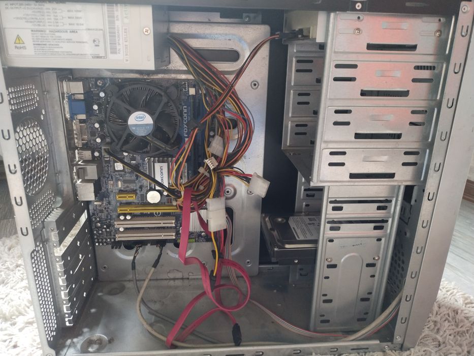 Корпус процессора с аксессуарами