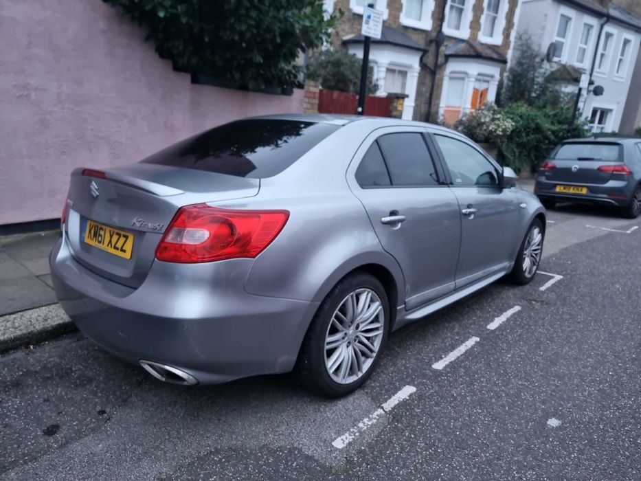 Продавам Suzuki Kizashi 2012 Auto petrol. 2.4cc 220hp. AWD/2WD