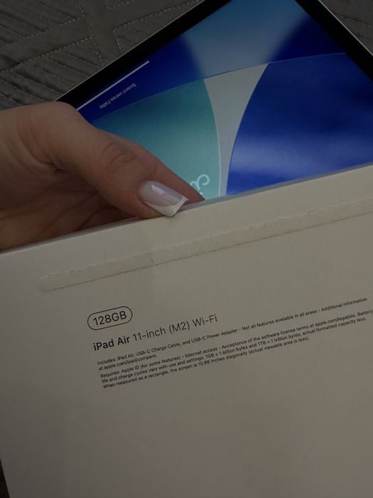 Продам iPad Air 11 / 128 GB