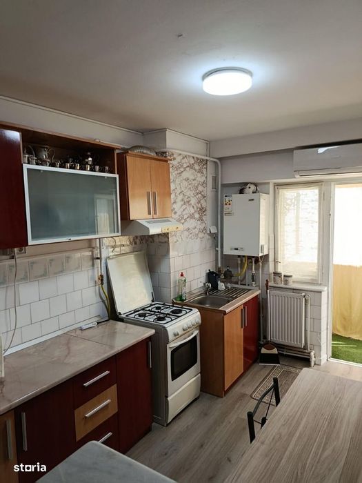 2 camere Catedrala