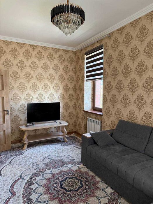 Сдается в аренду 2-х комнатная квартира на мосту Мукимий