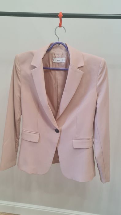 Продам костюм Mango