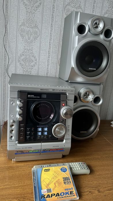 Музыкальный центр + караоке