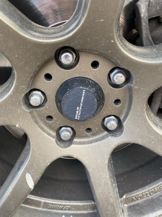 Продам диски с шинами yokohama