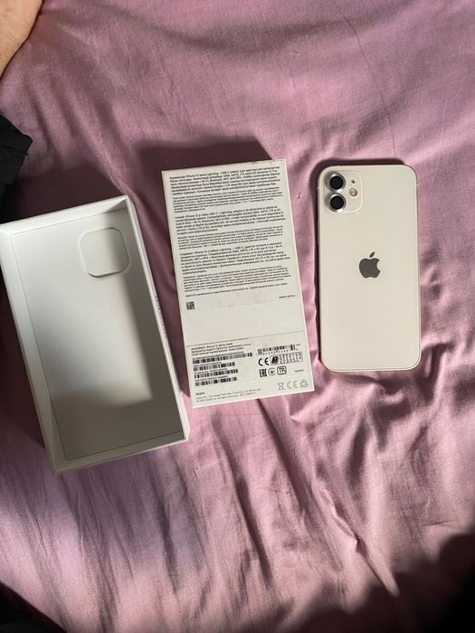 IPhone 12 продам
