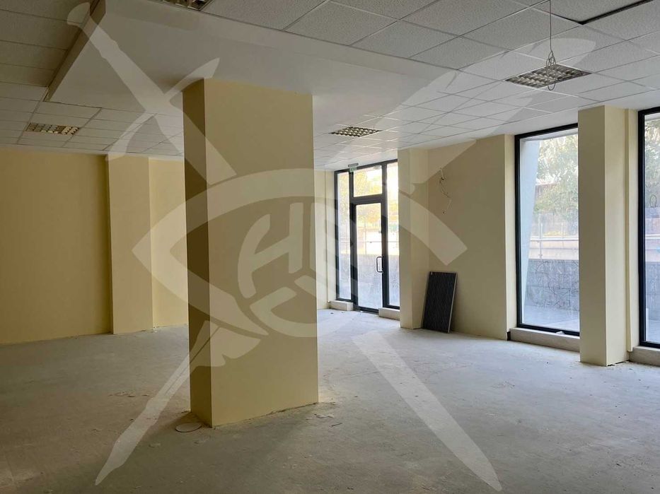 Продава се Магазин в Бургас, Център - 164 кв.м за 2199 €/кв.м - Снимка #5