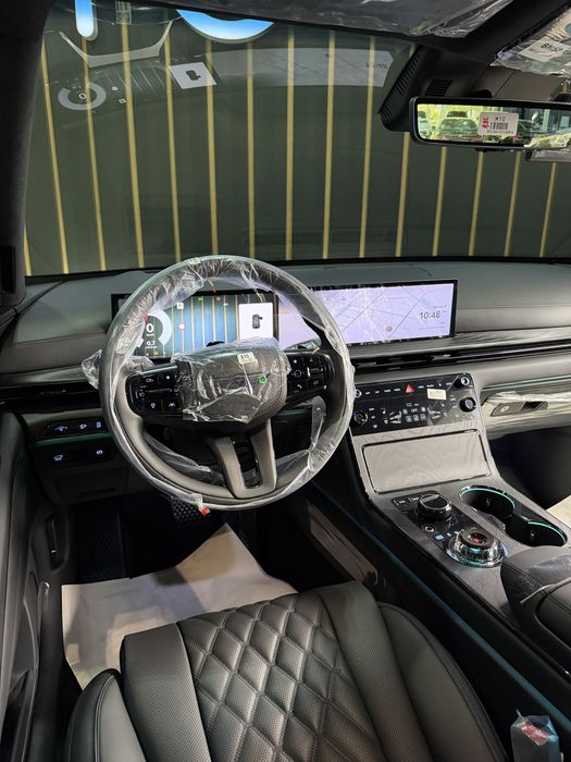Genesis GV80 (Full option) night series
