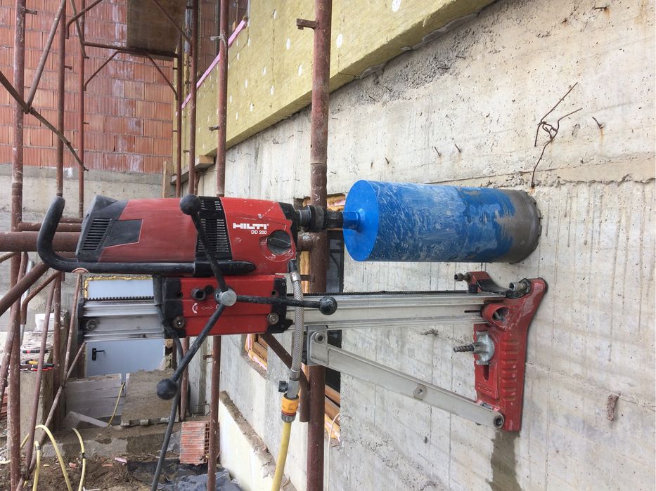 Gaura hota aerisire centrala AC carotare beton Suceava