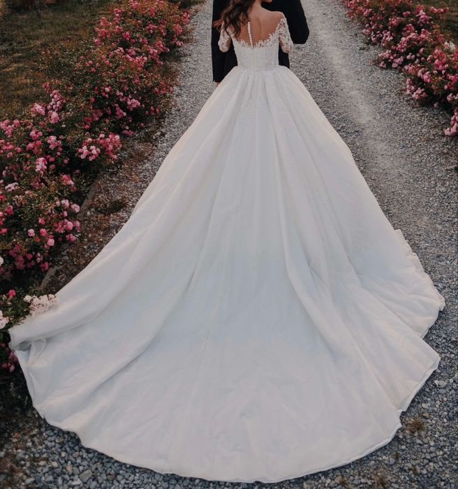 Rochie de mireasa Vladiyan