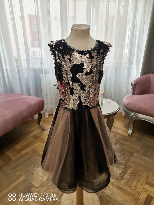 Vand rochie ocazie