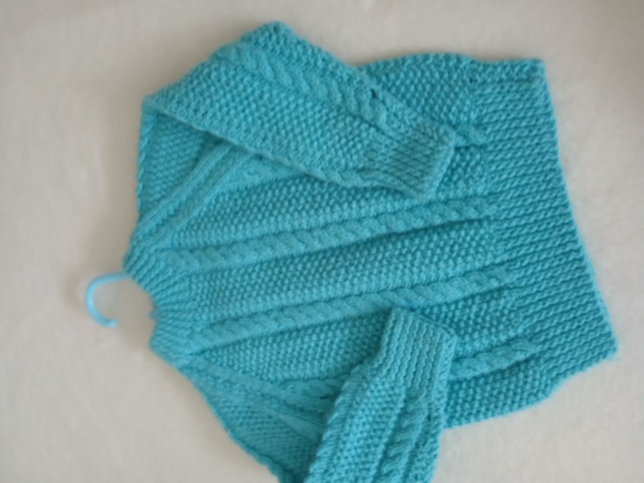 Ново плетено пуловерче 12/18м