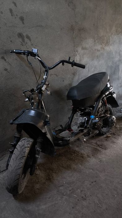 Продам м8про Срочно