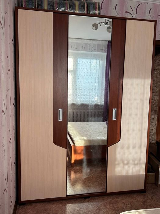 Спальный гарнитур
