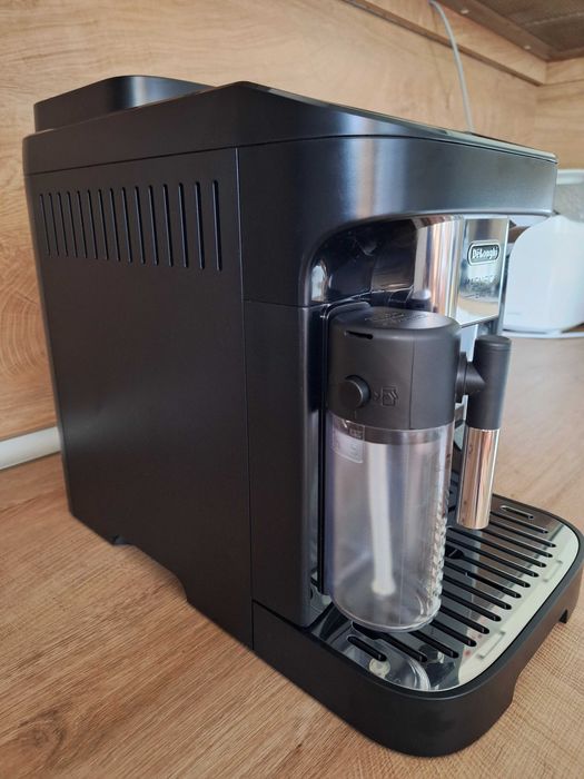 Кафеавтомат DeLonghi Magnifica Evo ECAM 292.81.B