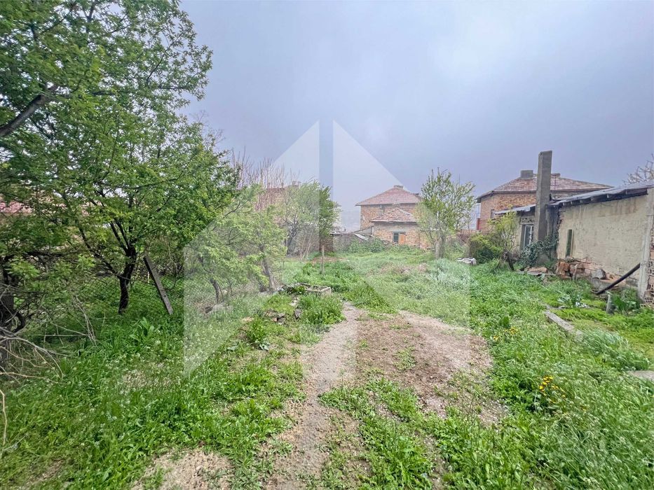 Продава се Етаж от къща в Нови пазар - 85 кв.м за 360 €/кв.м - Снимка #19