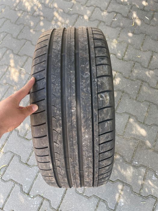 Vând 4 cauciucuri  Dunlop r19, doua dimensiuni 245/45/19 și 275/40/19