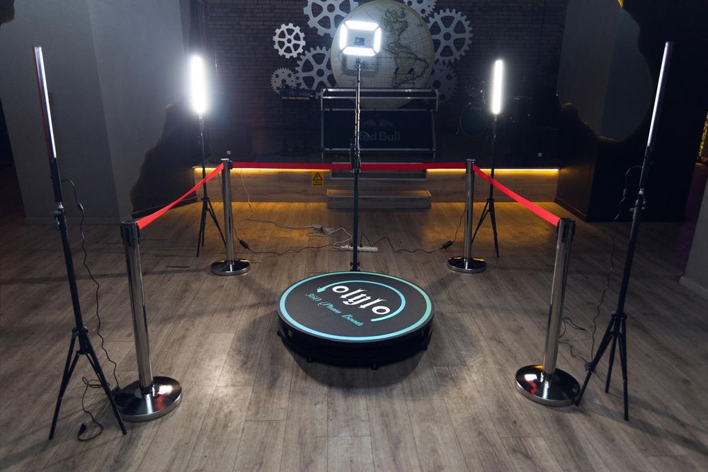 Platforma 360 individuala - 4-5 persoane/300 Kg- Stare excelentă!