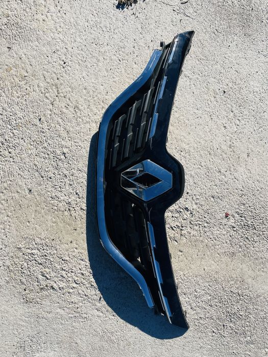 Решетка за Renault Captur