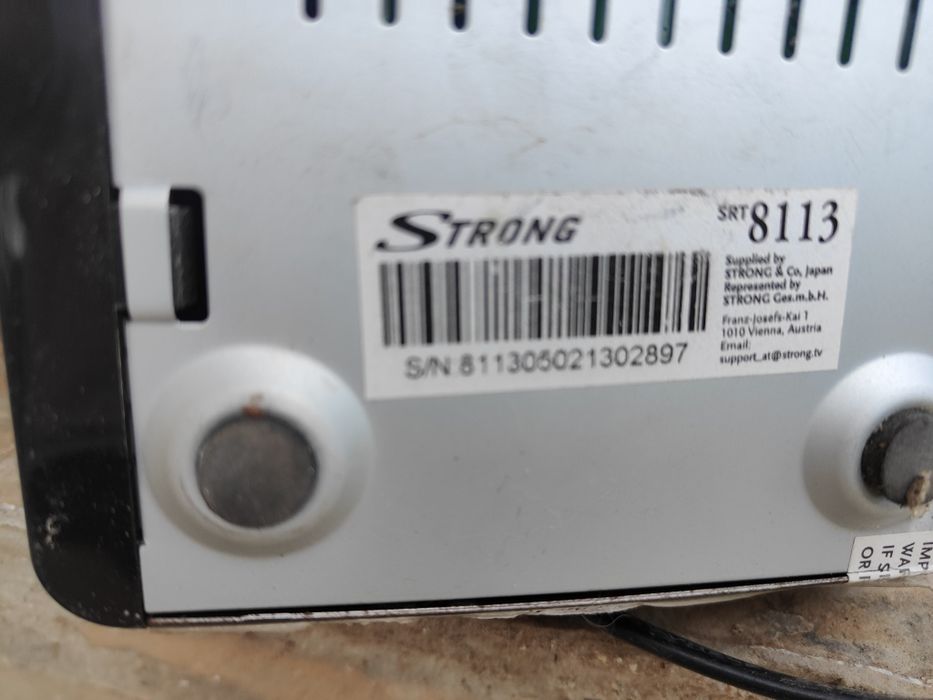 TV HD декодер Strong