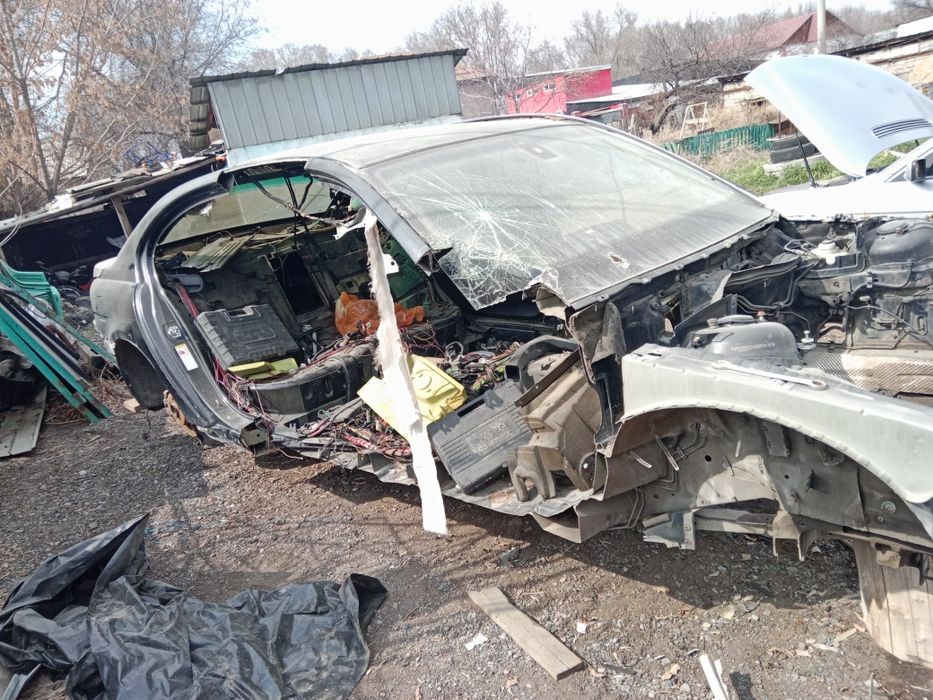 БМВ е66 745 кузов