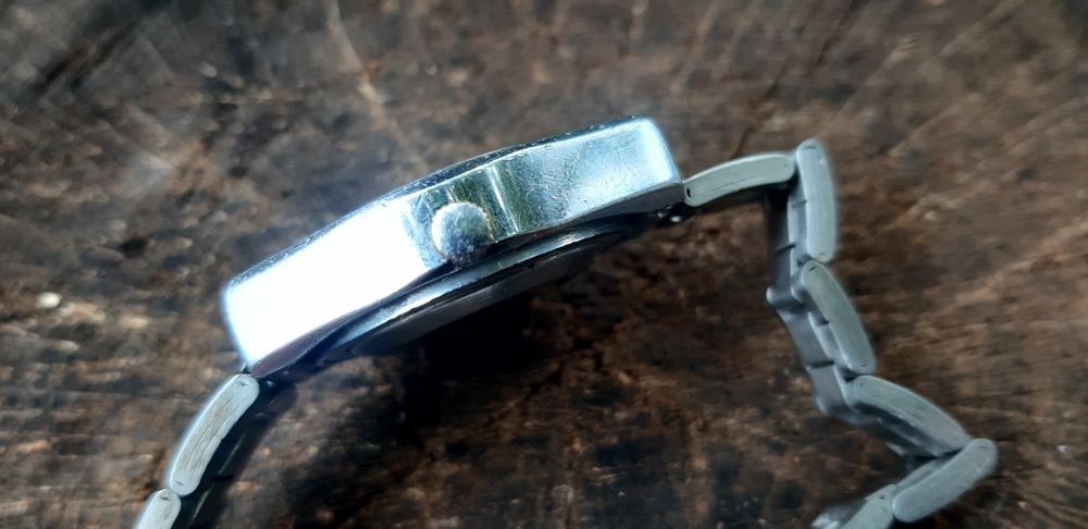 Стар Дамски механичен часовник Луч