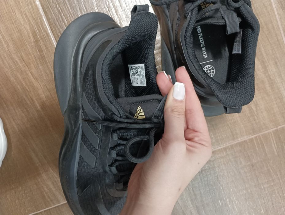 НОВИ маратонки adidas