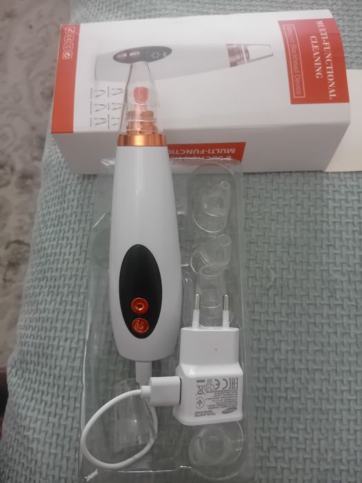 Aparat îndepărtat puncte negre