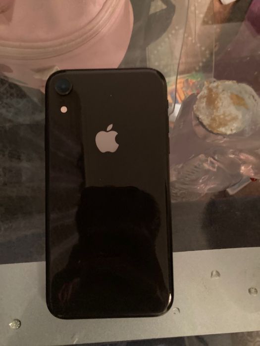 Продам Айфон Xr Акб 71 оригинал