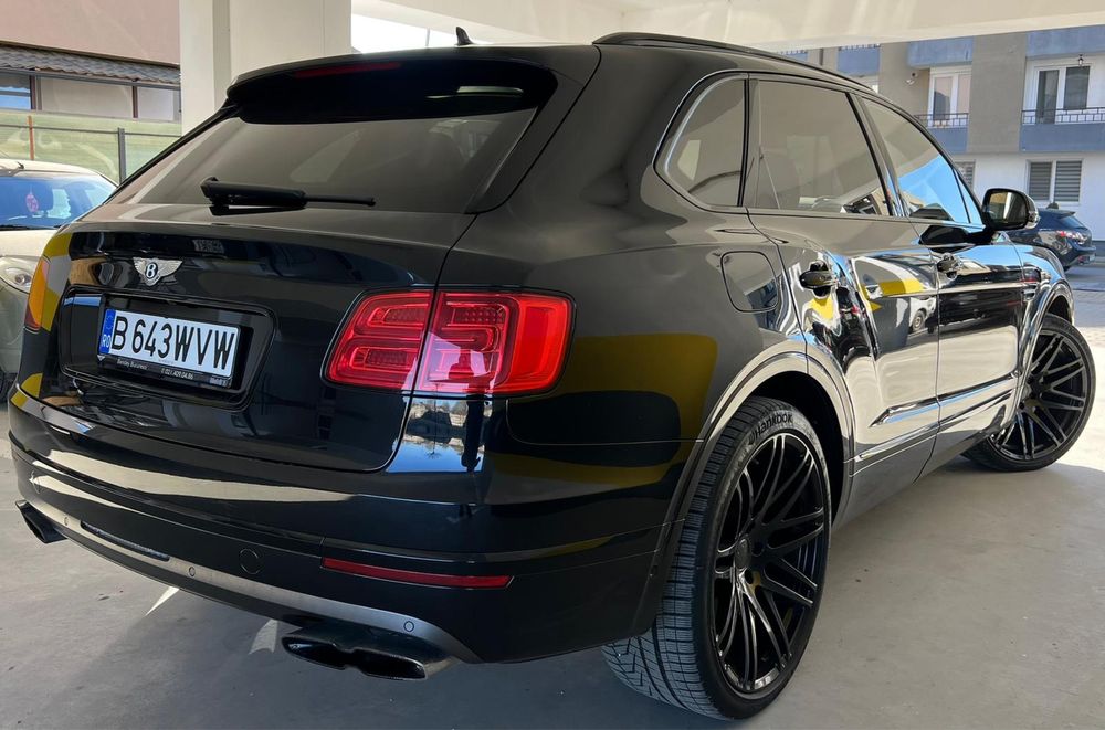 Bentley Bentayga V8
