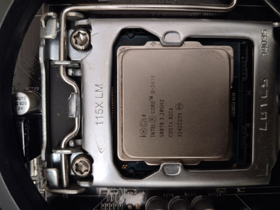 продаю материнскую плату Biostar H61MGV3 + i5 3470