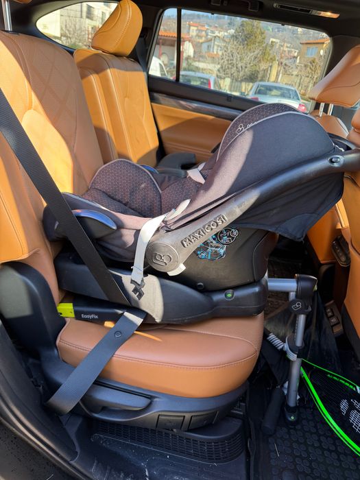 Maxi cosy бебешко кошче с izofix основа