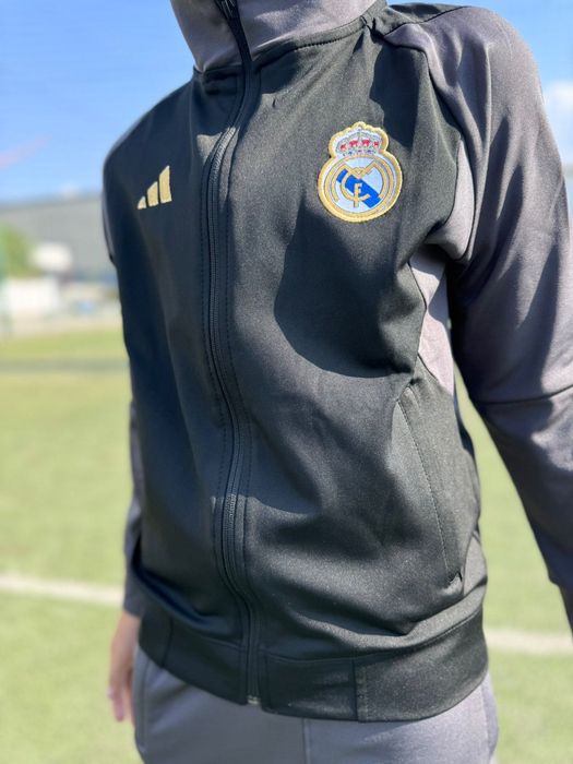 Детски футболни анцузи