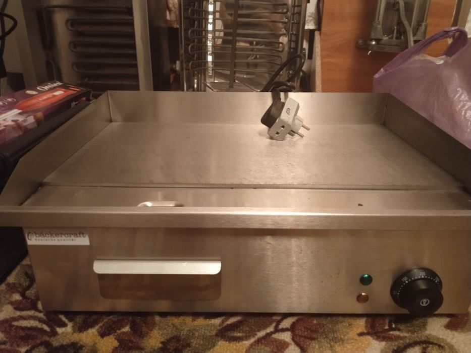 Жарочная поверхность Рифленая