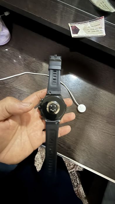 Soat sotiladi qora remen