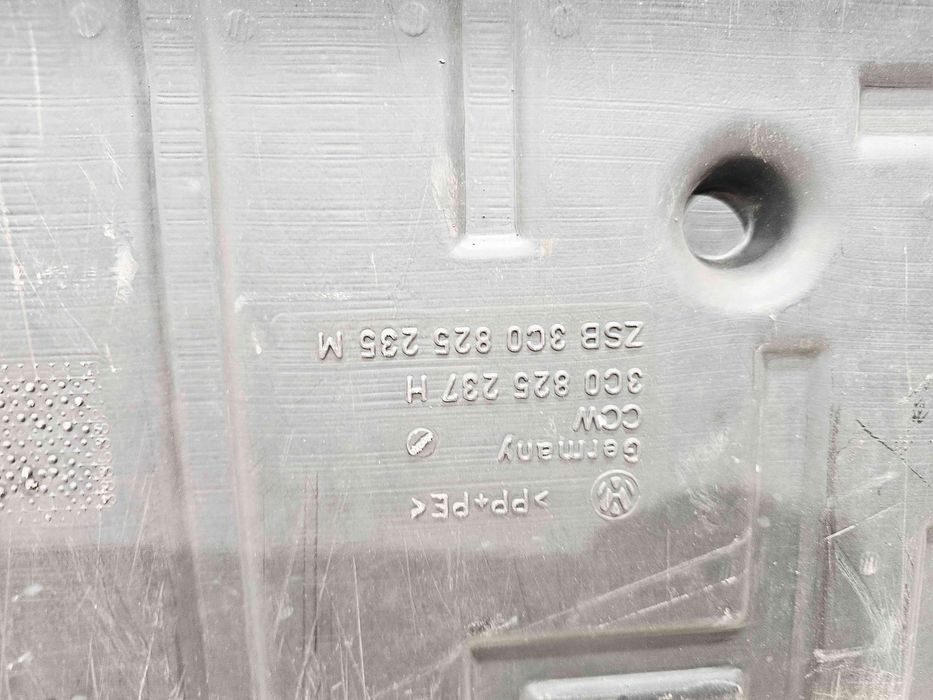 Scut motor Volkswagen Passat B7 (365) Variant [Fabr 2010-2014] 3C08252