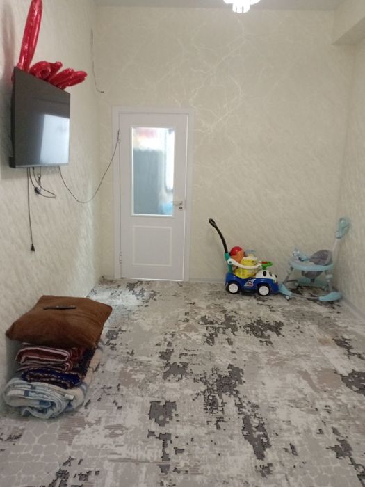 Uy 2 honali telvizor holadilnim kondisane kir moshina tayyor uy sotila